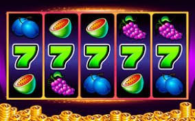 Tampilan layar Fortune Rabbit dengan gulungan kelinci dan simbol keberuntungan